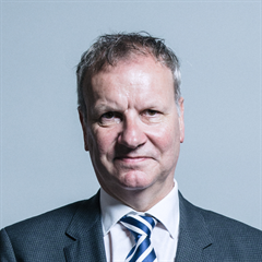 Official portrait of Pete Wishart