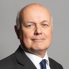 Official portrait of Sir Iain Duncan Smith