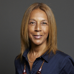 Official portrait of Helen Grant