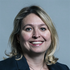 Official portrait of Dame Karen Bradley