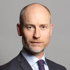 Official portrait of Stephen Kinnock