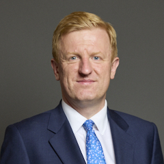 Official portrait of Sir Oliver Dowden