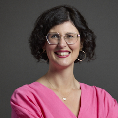 Official portrait of Layla Moran