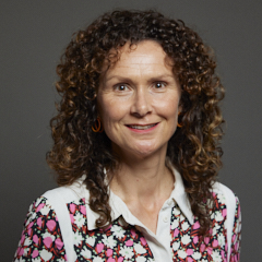 Official portrait of Wendy Chamberlain