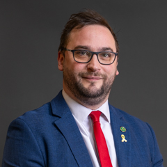 Official portrait of Christian Wakeford