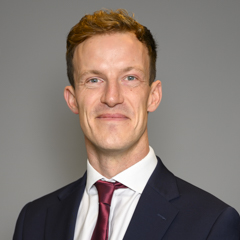 Official portrait of Alistair Strathern