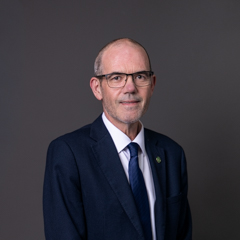 Official portrait of Mr Paul Foster
