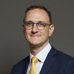 Official portrait of Ian Sollom