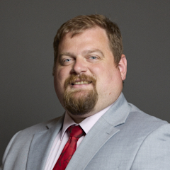 Official portrait of Dave Robertson
