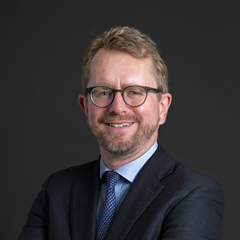 Official portrait of John Slinger