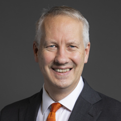 Official portrait of Gideon Amos