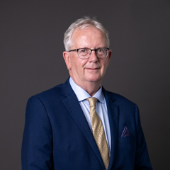 Official portrait of Seamus Logan