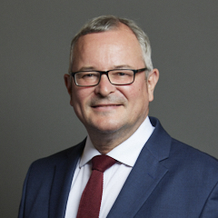 Official portrait of Lee Barron