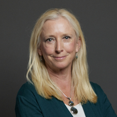 Official portrait of Dr Roz Savage